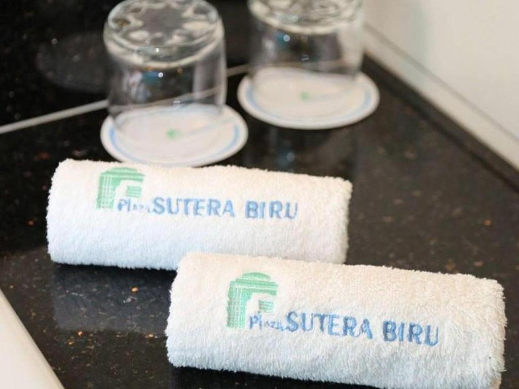 Plaza Sutera Biru Hotel Kuala Belait Buitenkant foto