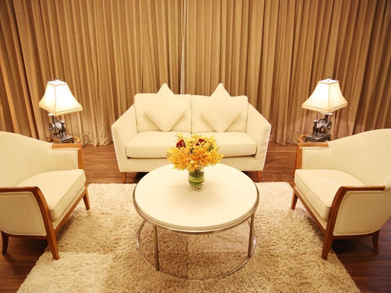Plaza Sutera Biru Hotel Kuala Belait Buitenkant foto